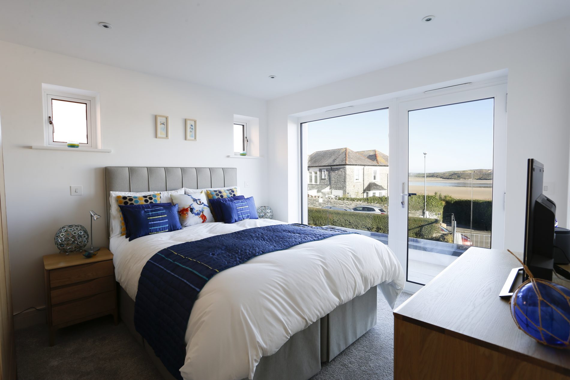 Contemporary Refurbishment - Padstow Contemporary Refurbishment - Padstow