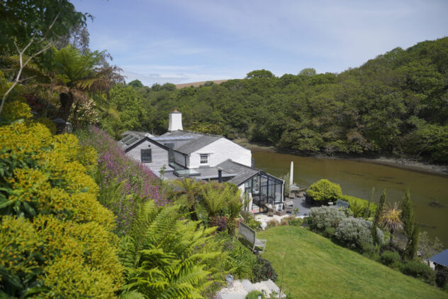 Extension to Grade II Listed Home – St Just In Roseland
